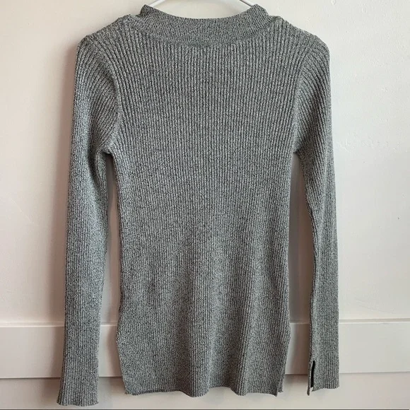 Love by Design Brand Gray Ribbed Knit Crewneck Sweater - Picture 3 of 5